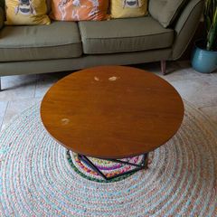 Round coffee table