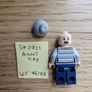 lego sh0721 aunt may, set 76178 Image 3