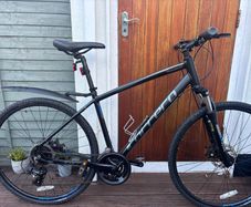 Carrera Crossfire 2 Mens Hybrid Bike - Black, Medium