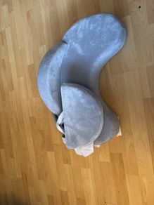 Brand new momcozy feeding pillow