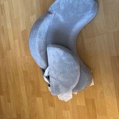 Brand new momcozy feeding pillow