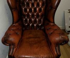 2 Chesterfield Armchairs