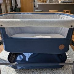 Maxi Cosi Iora Co-sleeper. New mattress!