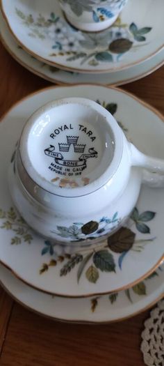 21 pcsVintage Royal Tara Bone China Tea Set