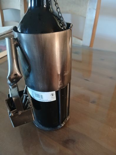 Novelty Robot Man Metal wine holder