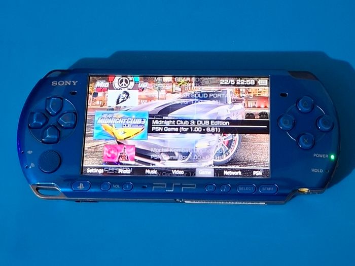 PSP Rare Vibrant Blue 3000 Series (Modded)