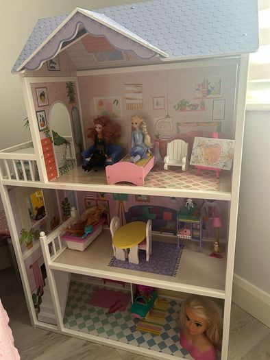 Dolls house