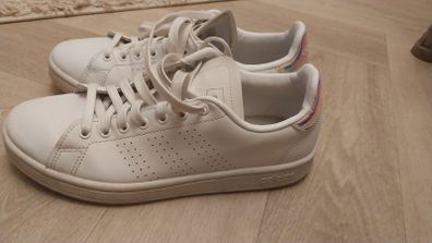 Size 6 adidas