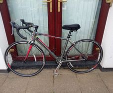 giant mint condition road bike