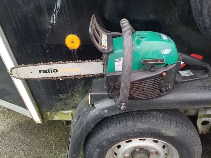 chainsaw