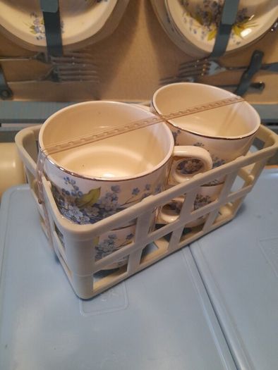 Mid Century Picnic Set