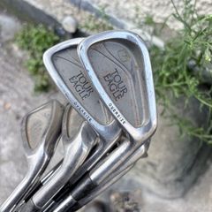 golf clubs
