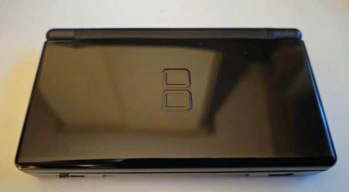 Black Nintendo DS lite