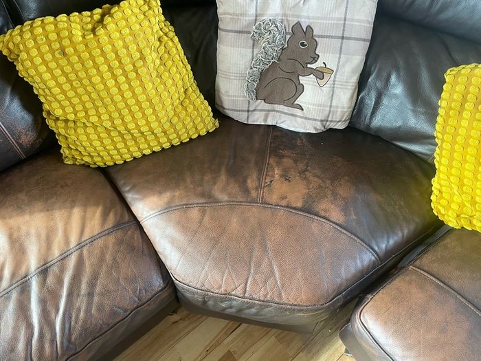 Brown leather corner Suite