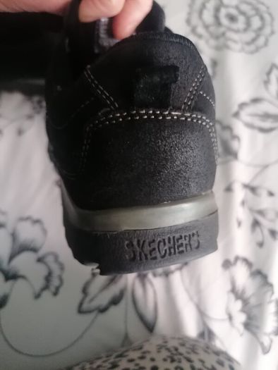 beautiful ladies leather skechers