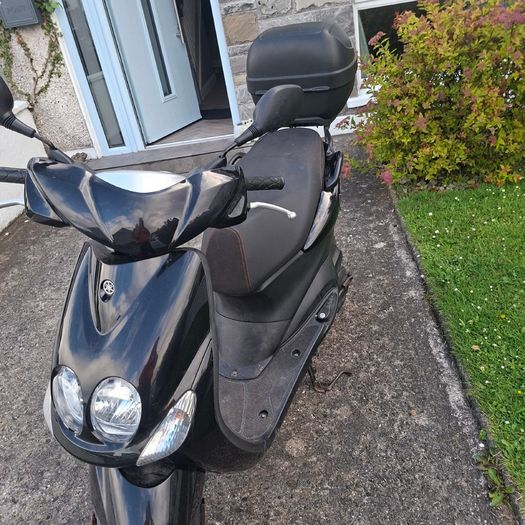 Yamaha Neo"s4 Moped