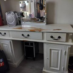 desk