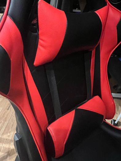 Gaming chair Black and red totally adjustable