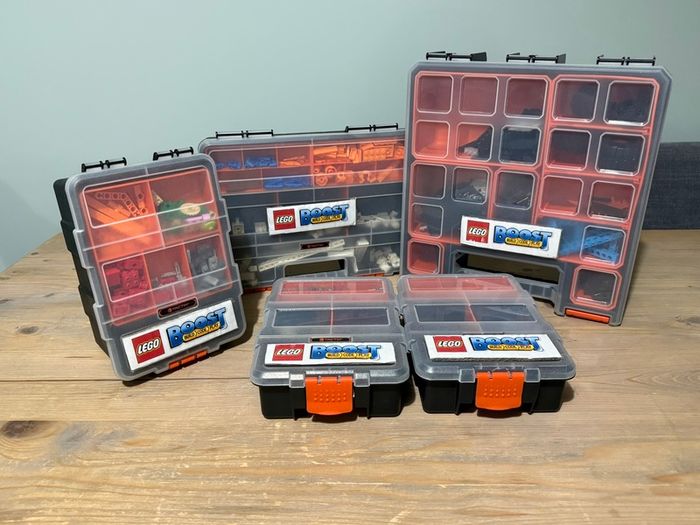 Lego - 17101 - BOOST Creative Toolbox