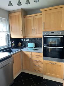 Kitchen & Applicances