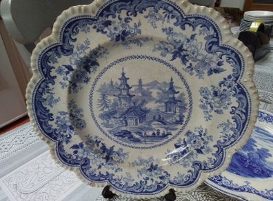Very old Chinese Porcelain Plate
