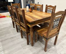 Table & 8 chairs