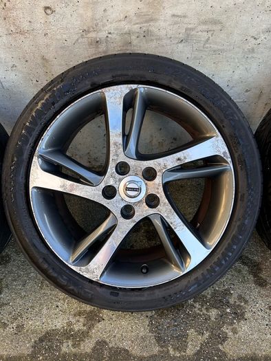 Genuine Volvo Spider 17" Alloys & Tyres