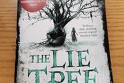 The Lie Tree by Frances Hardinge