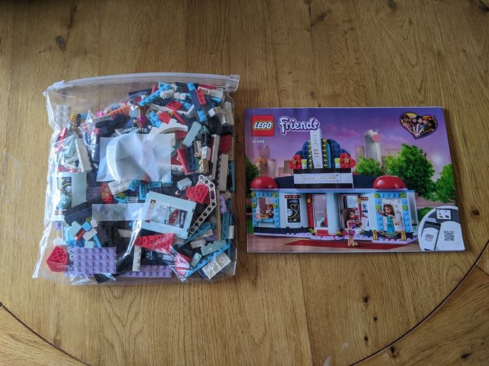 Lego Friends for sale (retired sets)