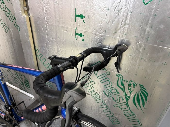 Giant Contend 2 Road bike