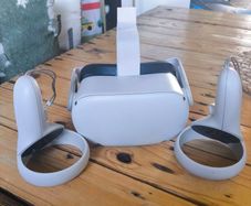 Meta Quest 2 256GB VR headset with controllers
