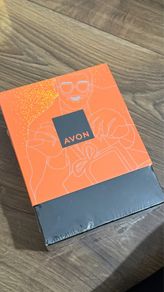Avon men perfume set