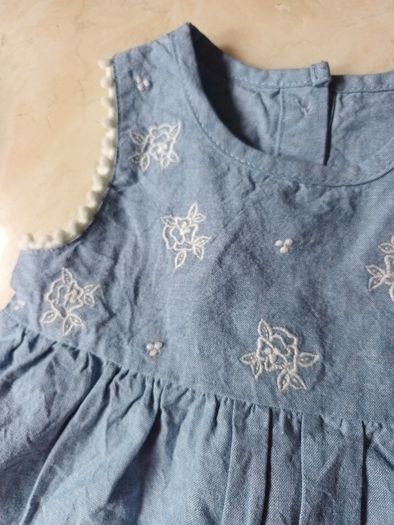 Dunnes  Stores  Baby Girls Embroidered  Dress. Age - 6-9 months. B.N.W.T.
