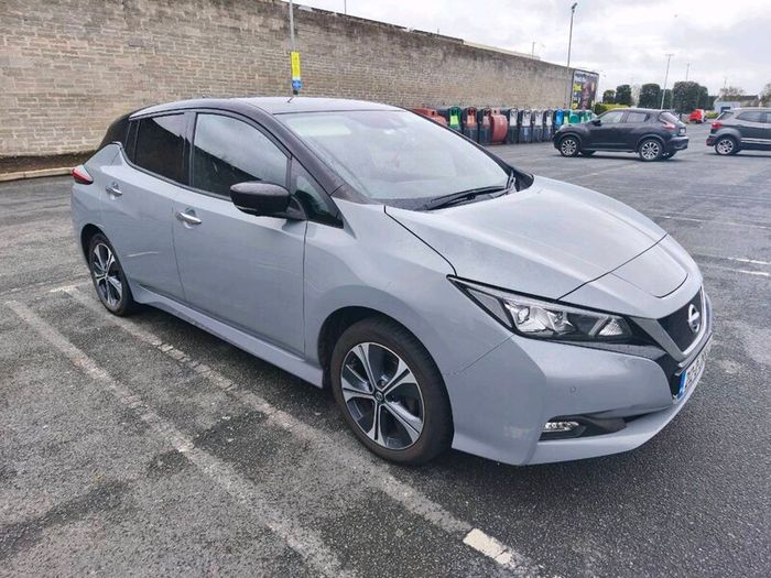 Nissan Leaf Long Range, 62kWh 100% health.
