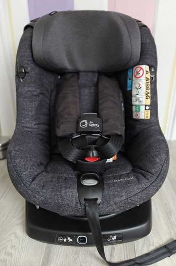 MaxiCosi AxissFix Air car seat
