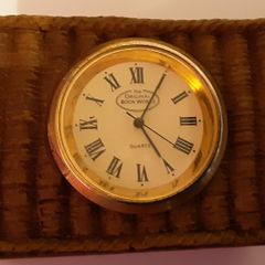 picnic hamper clock