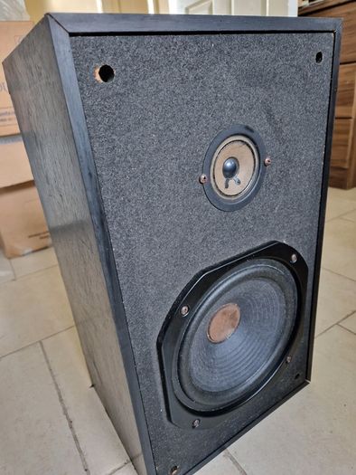 Large Speaker, 20 inch, 11 inch x 8.5 inch without identifier or spec