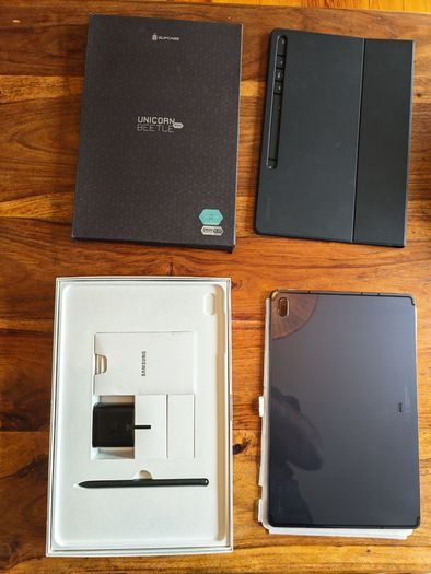 Samsung Galaxy Tab S7 FE 5G + Keyboard
