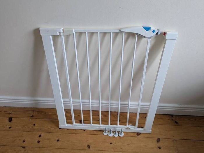 Munchkin Lindam gate