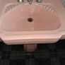 Bathroom suite Image 6