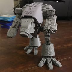 Warhound Titan