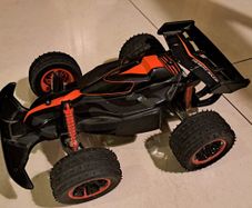 Desert Racer RC Buggy