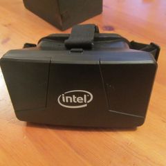 virtual reality head set