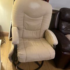 Baby rocking chair