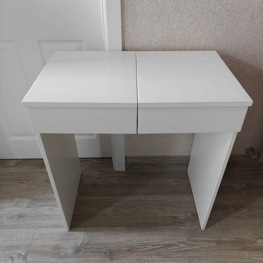 White Dressing Table