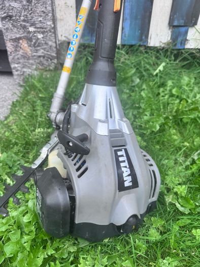 Petrol Strimmer Plus Hedge Cutter (2 in 1)