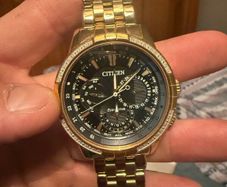 The real deal of gold watches