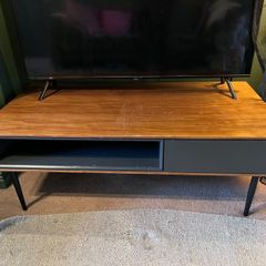 Media unit / coffee table