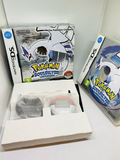 Pokemon Soul Silver Version with Pokewalker
