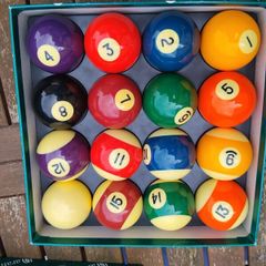 pool balls